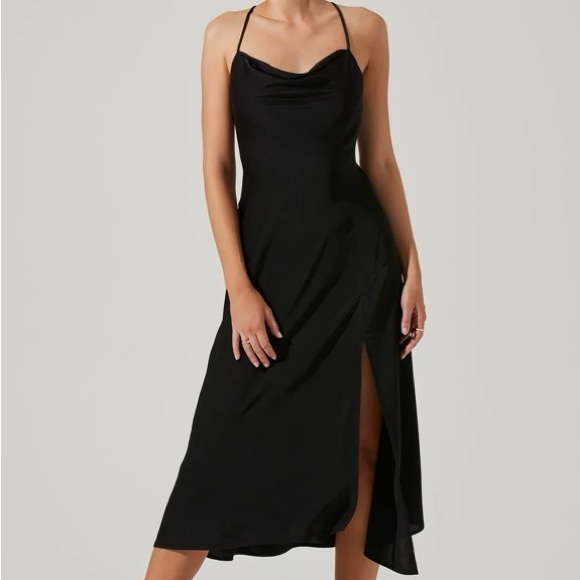 ASTR Midi Dress - Picture 4 of 8